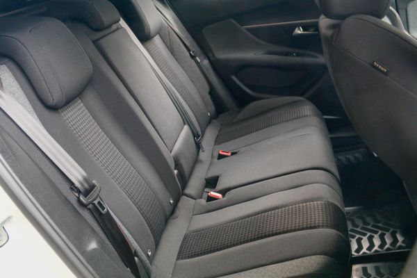 car Peugeot 3008 id10885 photo #8