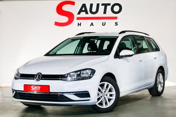 car Volkswagen Golf id10886 main photo