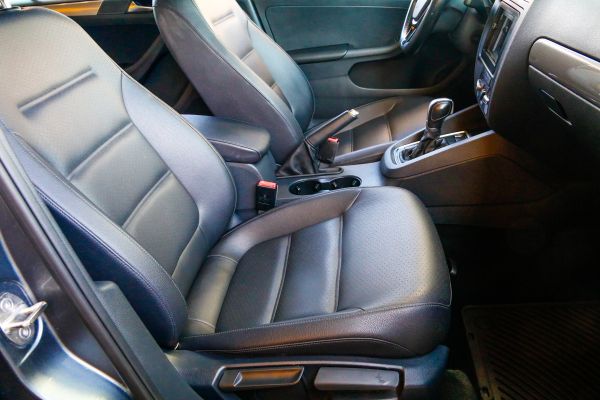 car Volkswagen Jetta id10905 photo #7