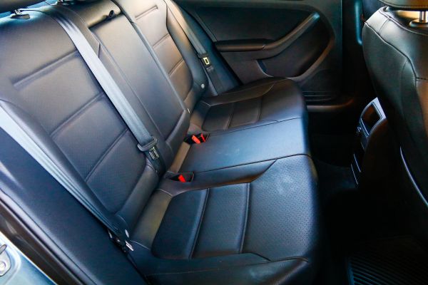 car Volkswagen Jetta id10905 photo #9