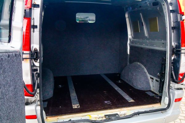 car Mercedes Benz Vito id10922 photo #14