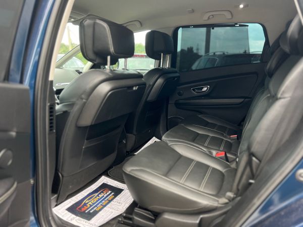 car Renault Grand Scenic id10925 photo #7