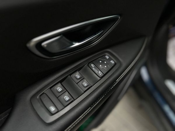 car Renault Grand Scenic id10925 photo #16