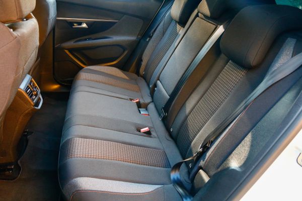 car Peugeot 3008 id10947 photo #9
