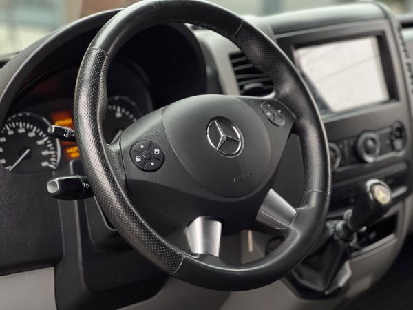 car Mercedes Benz Sprinter id11075 photo #9