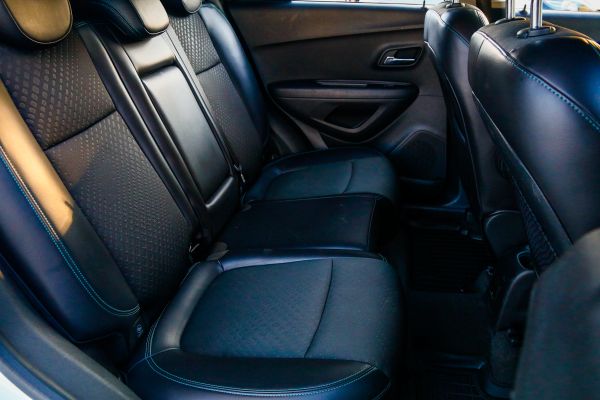 car Chevrolet Tracer id11086 photo #9