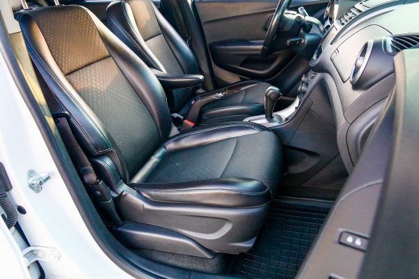 car Chevrolet Tracer id11086 photo #7