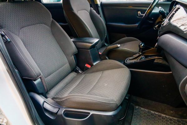 car KIA Carens id11115 photo #9