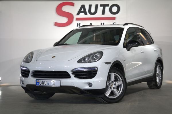 car Porsche Cayenne id10518 main photo