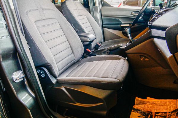 car Ford Tourneo Connect id10451 photo #6
