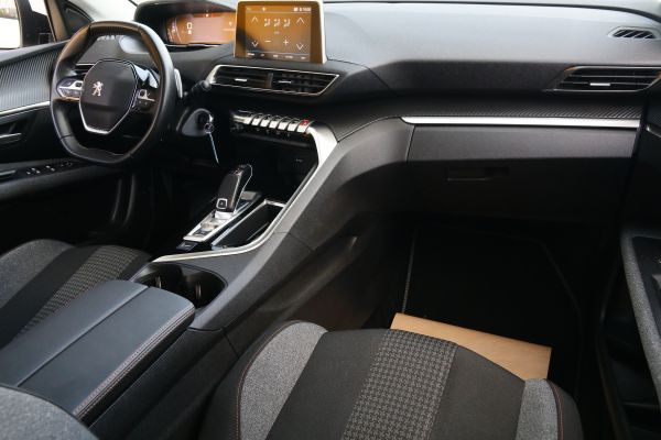 car Peugeot 3008 id10452 photo #5