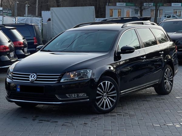 car Volkswagen Passat id11121 main photo