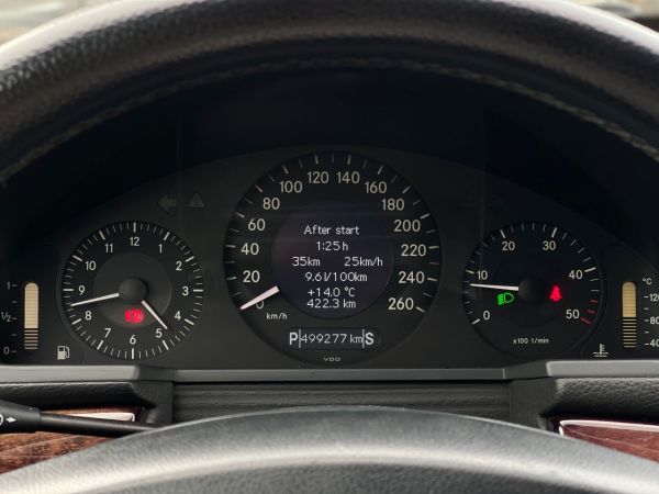 car Mercedes Benz E Class id11010 photo #10