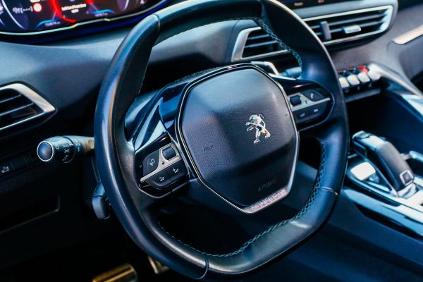 car Peugeot 5008 id11037 photo #8