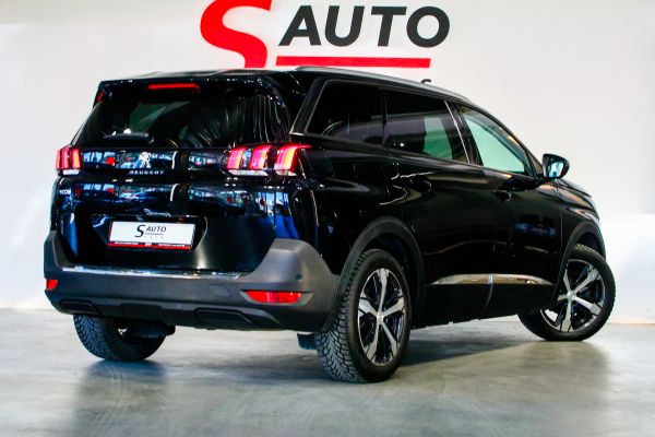 car Peugeot 5008 id11037 photo #17