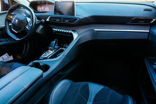 car Peugeot 5008 id11037 photo #3