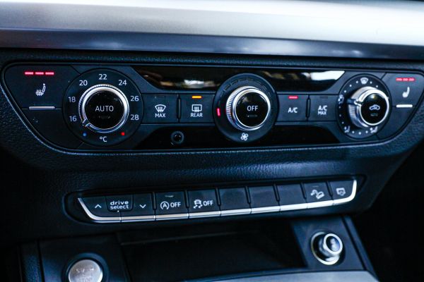 car Audi Q5 id10722 photo #1