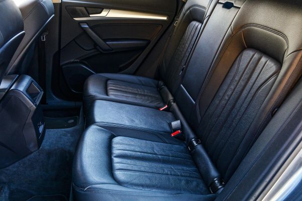car Audi Q5 id10722 photo #6