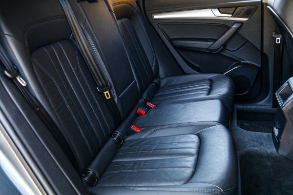 car Audi Q5 id10722 photo #7