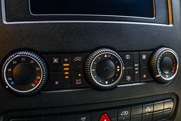 car Volkswagen Crafter id10725 photo #7