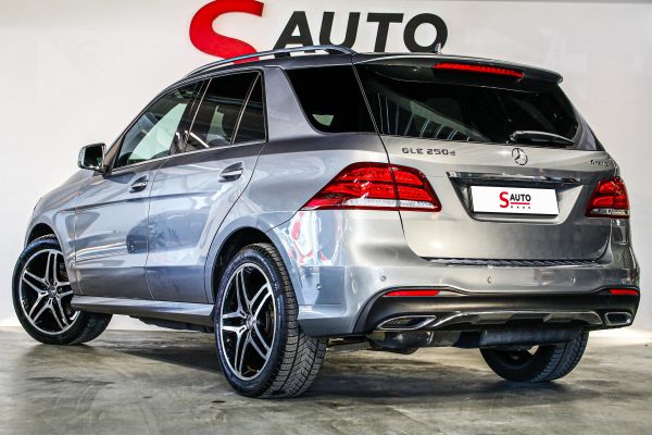 car Mercedes Benz GLE id10738 photo #4