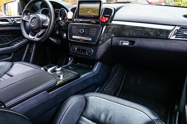 car Mercedes Benz GLE id10738 photo #5