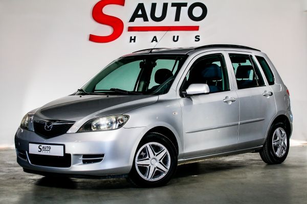 car Mazda 2 id10795 main photo
