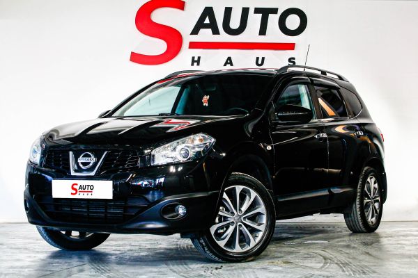 car Nissan Qashqai+2 id10617 main photo