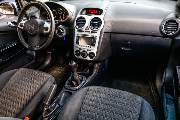 car Opel Corsa id10662 photo #6