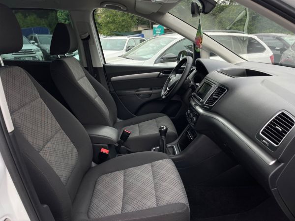 car Volkswagen Sharan id10680 photo #14