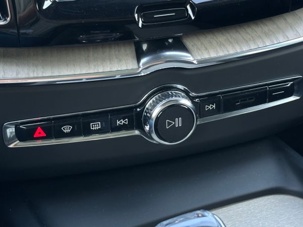 car Volvo XC60 id11836 photo #11