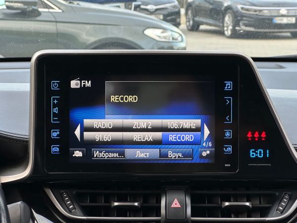 car Toyota C-HR id11877 photo #12