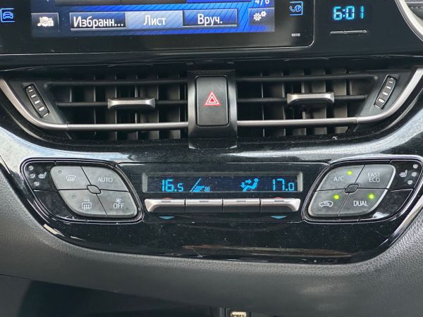 car Toyota C-HR id11877 photo #14