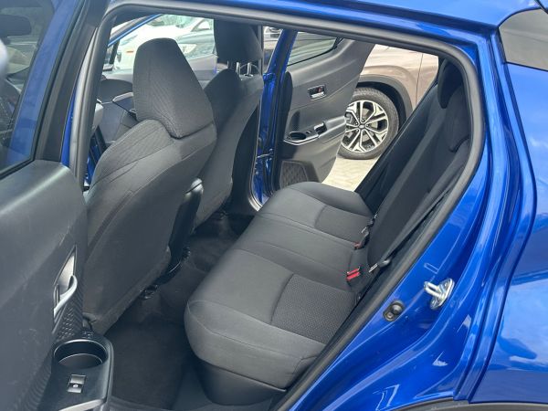 car Toyota C-HR id11877 photo #7