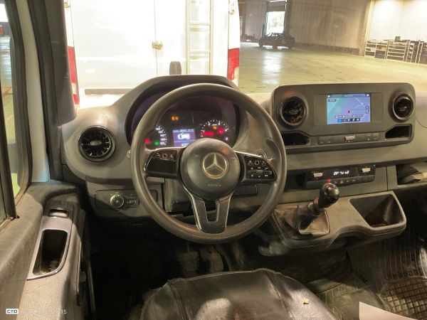 car Mercedes Benz Sprinter id12123 photo #2