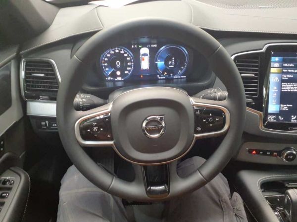car Volvo XC90 id12135 photo #4