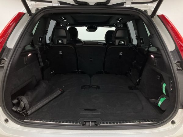 car Volvo XC90 id12135 photo #11