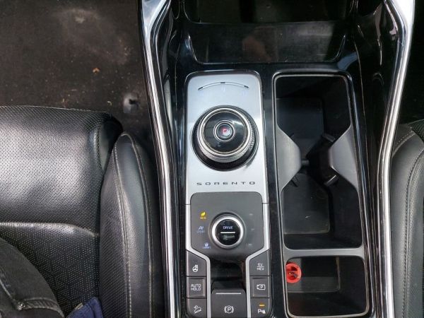 car KIA Sorento id12137 photo #8