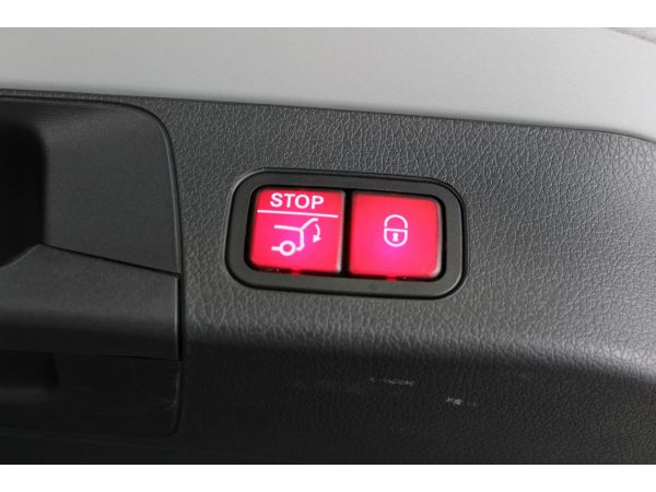 car Mercedes Benz GLB id12279 photo #11