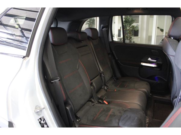 car Mercedes Benz GLB id12279 photo #5