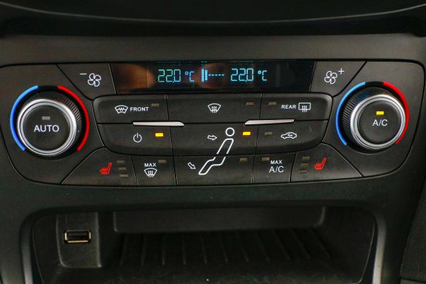 car Ford Focus id11515 photo #15