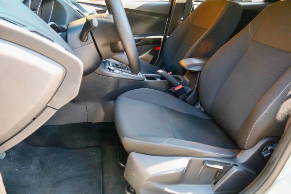 car Ford Focus id11551 photo #7