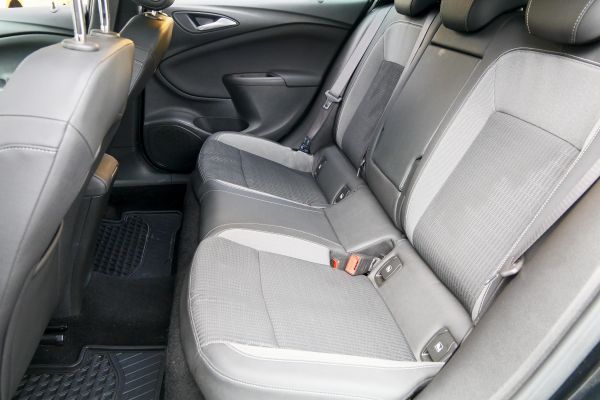 car Opel Astra id11462 photo #9