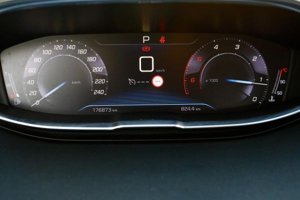 car Peugeot 3008 id11485 photo #13