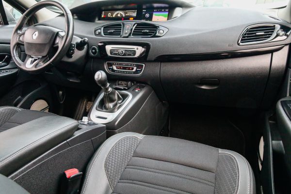 car Renault Grand Scenic id11274 photo #5