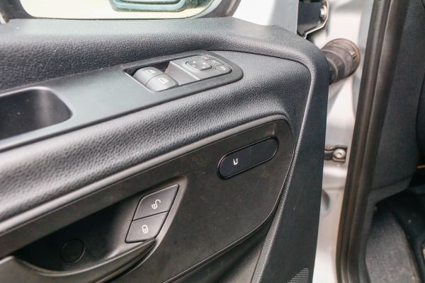 car Mercedes Benz Sprinter id11295 photo #9