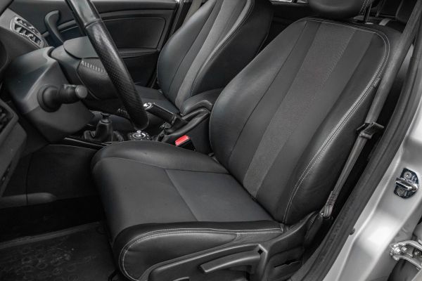 car Renault Megane id12467 photo #5