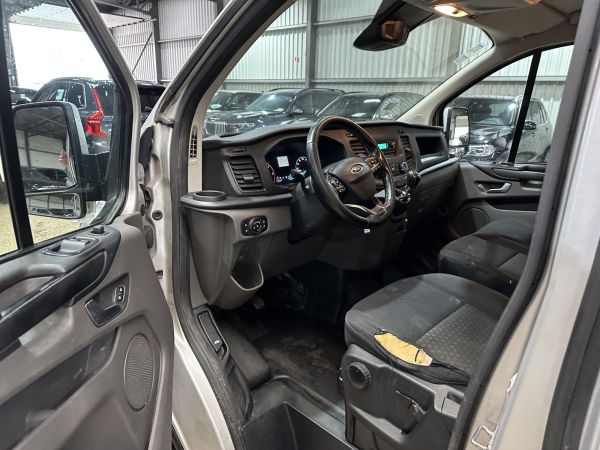 car Ford Transit id12470 photo #9
