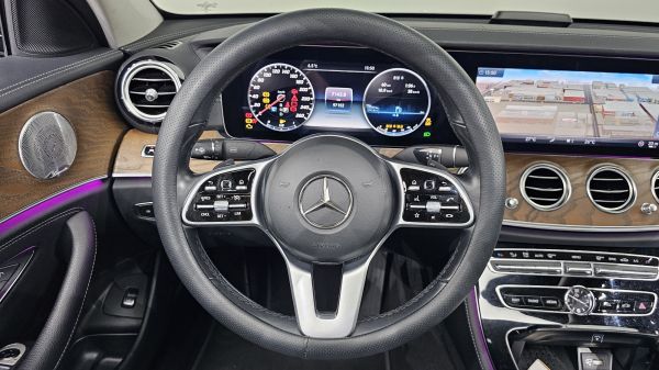 car Mercedes Benz E Class id12541 photo #5