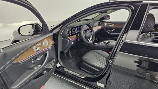 car Mercedes Benz E Class id12541 photo #8